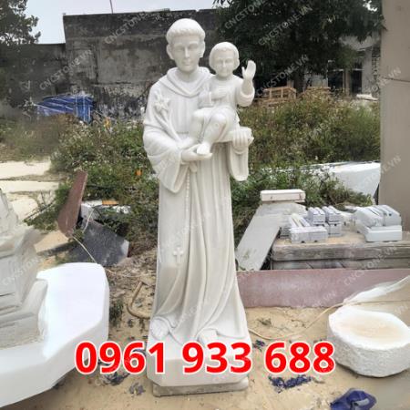 Tượng Thánh Anton bằng đá 