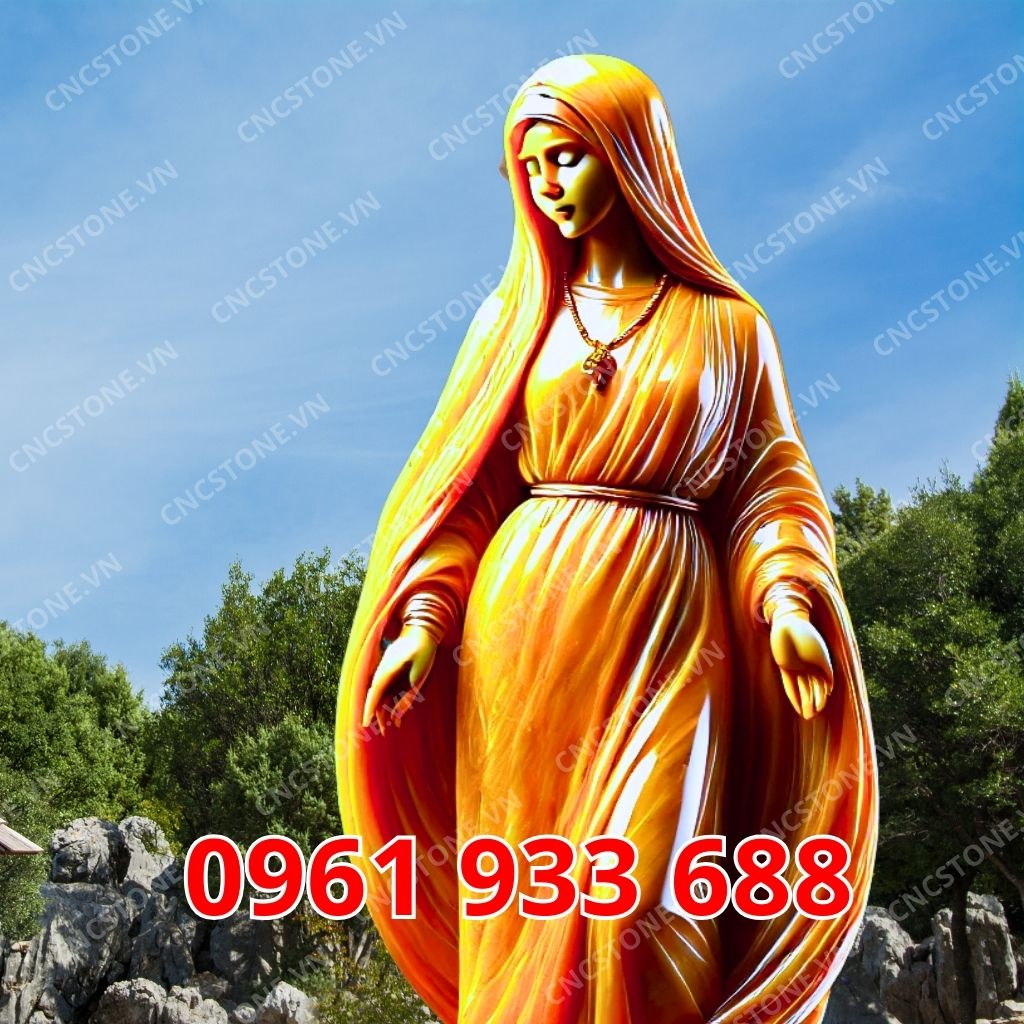 Tượng Thánh Teresa bằng đá Ngọc Hoàng Long